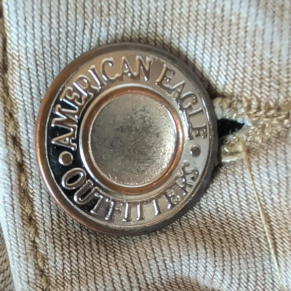 American Eagle Super Stretch Midi Shorts Womens 6 Tan - Picture 3 of 5